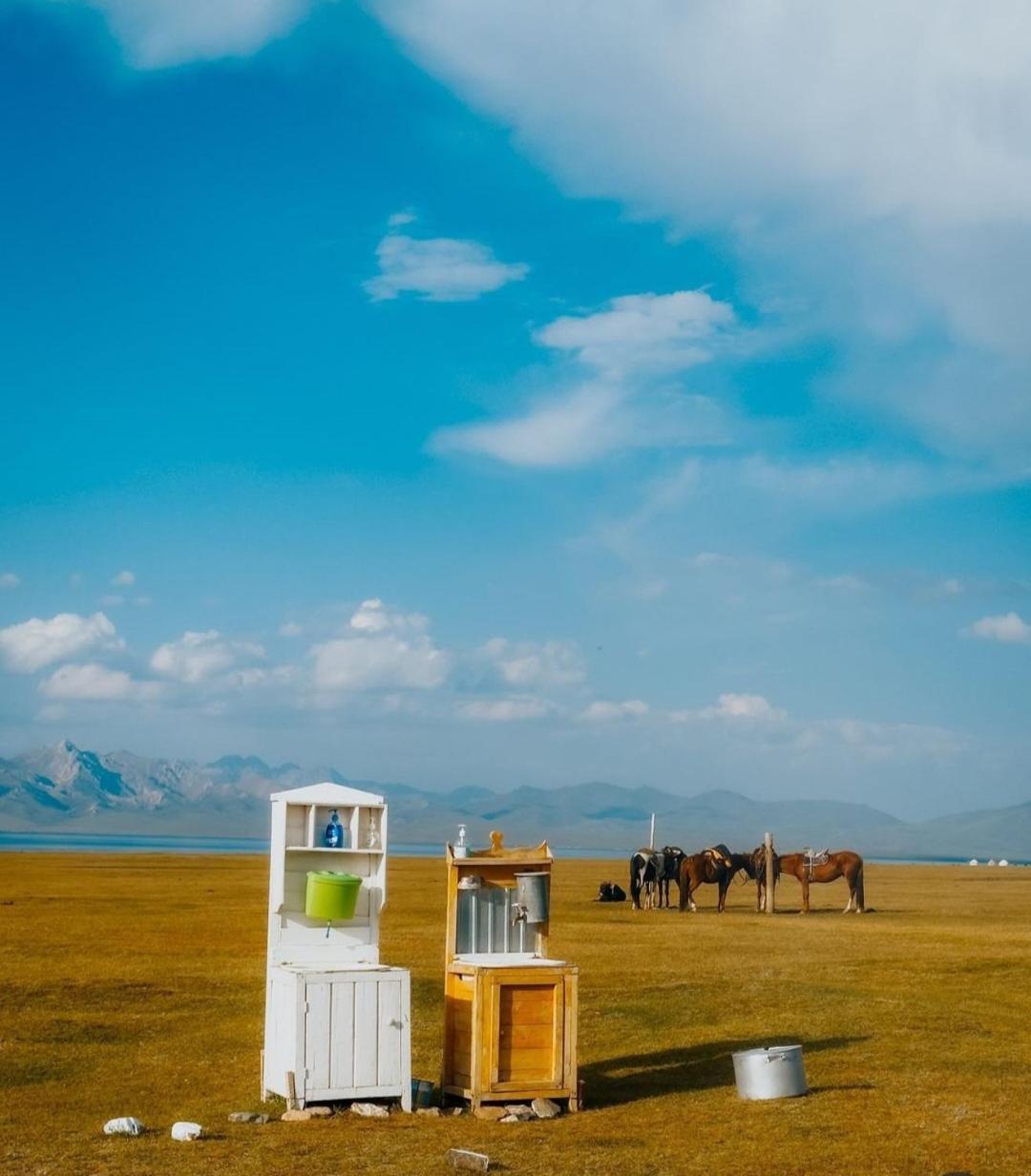 Zalkar Yurt Camp Hotel Song-Kul Exterior photo